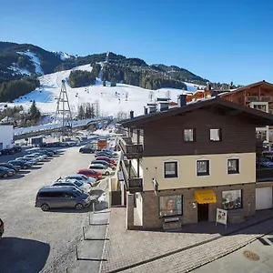 Townhouse Saalbach-Hinterglemm